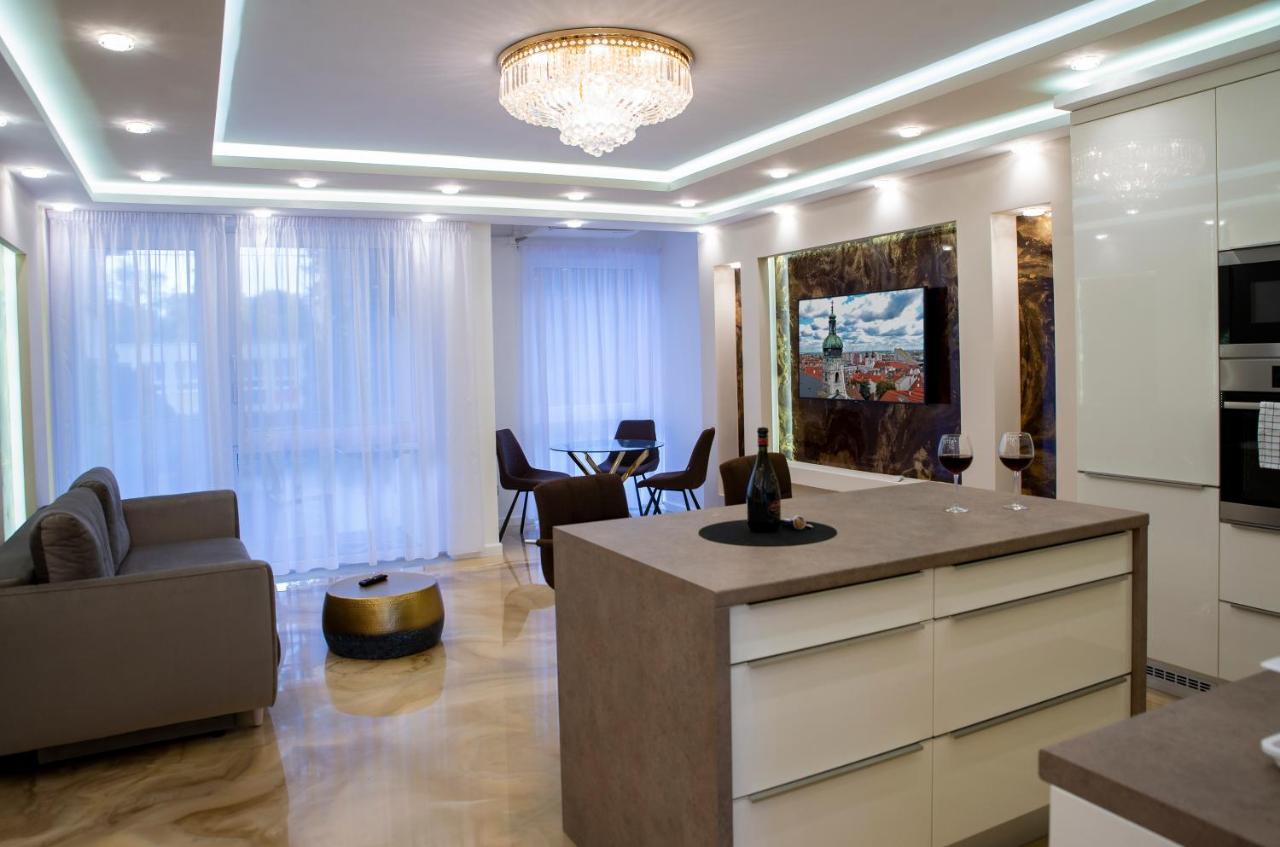 Dream Apartman 2 With Free Parking Ráb Exteriér fotografie